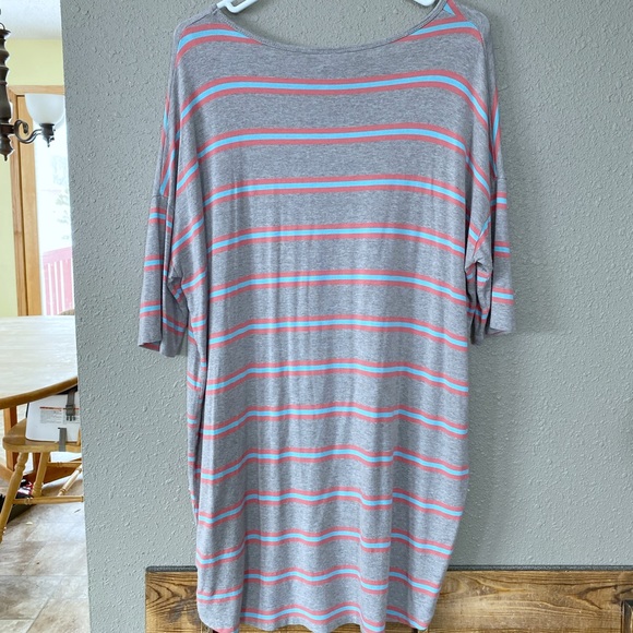 Lularoe Tunic Top - Picture 3 of 6